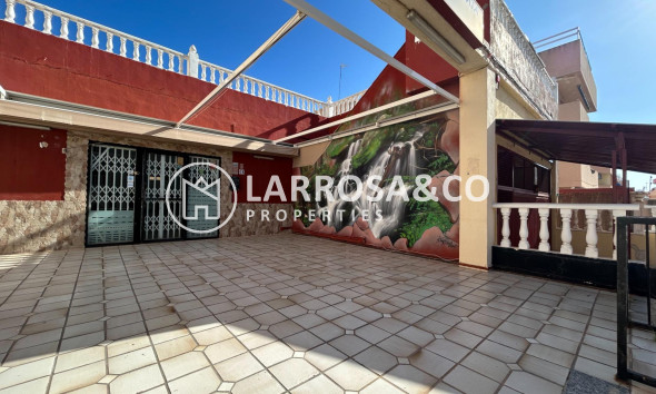 Commercial space - A Vendre - Torrevieja - La Mata