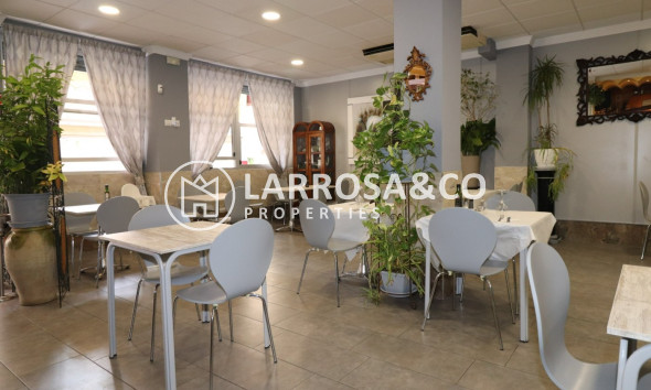 Commercial space - A Vendre - Torrevieja - Playa del cura