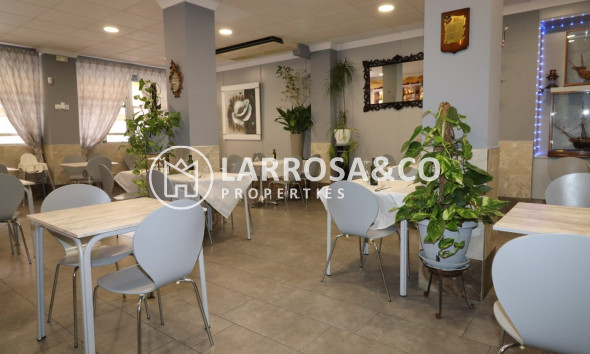 Commercial space - A Vendre - Torrevieja - Playa del cura