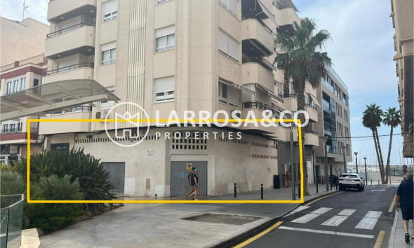 Commercial space - A Vendre - Torrevieja - torrevieja