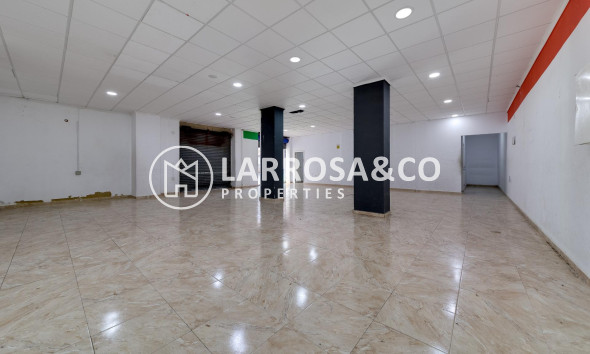 Commercial space - Herverkoop - Torrevieja - Acequion