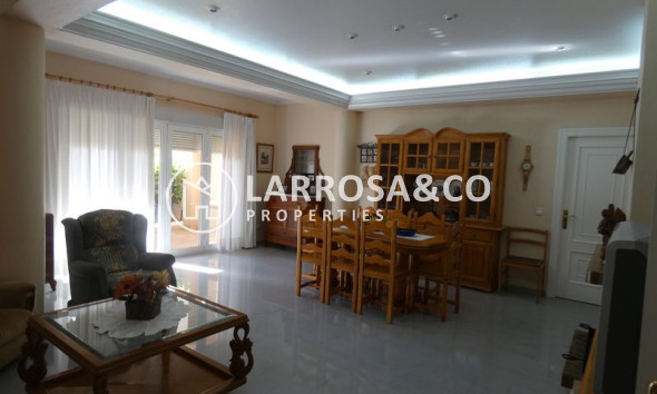 Detached House/Villa - Resale - Almoradí - Inland