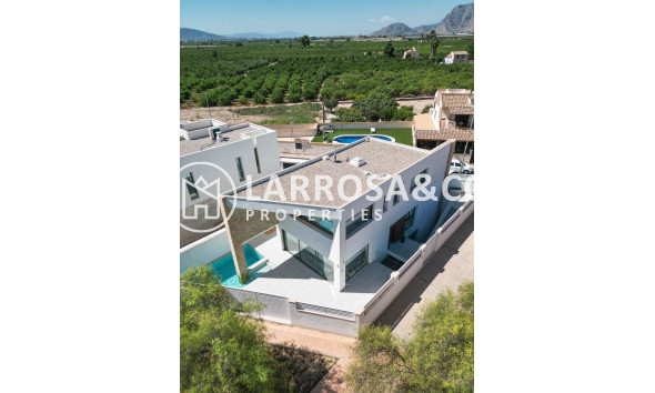 Detached House/Villa - Resale - Callosa de Segura - JUNTO CAMPO DE FUTBOL