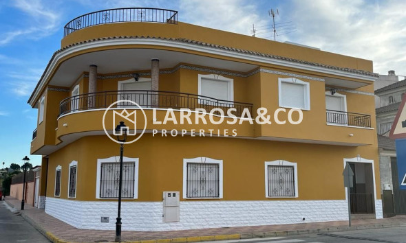 Detached House/Villa - Resale - Jacarilla - CENTRO