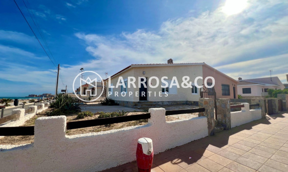 Detached House/Villa - Resale - La Mata - Costa Blanca