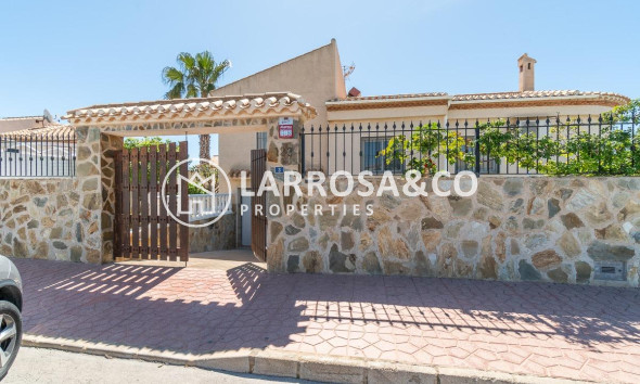 Detached House/Villa - Resale - Orihuela costa - Playa Flamenca