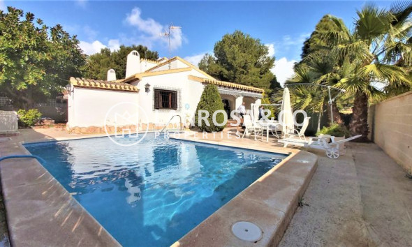 Detached House/Villa - Resale - Torrevieja - Costa Blanca