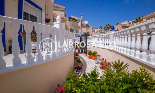 Detached House/Villa - Resale - Villamartin - Costa Blanca