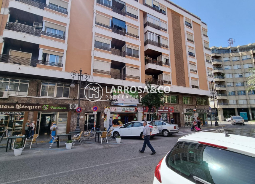 Долгосрочная аренда - Коммерческая площадь - Orihuela - Zona Centro