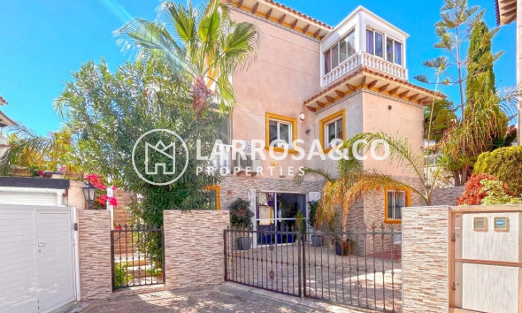 Дом - Вторичный рынок - La Zenia - Costa Blanca