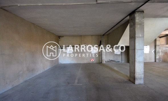 Garage - Herverkoop - Guardamar del Segura - RV2332