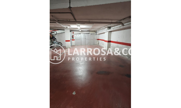 Garage - Herverkoop - Guardamar del Segura - RV2378