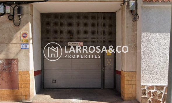 Garage - Herverkoop - Torrevieja - Centro