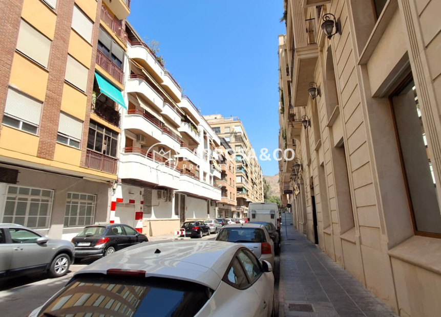 Herverkoop - Apartament / Duplex - Orihuela - Zona Centro