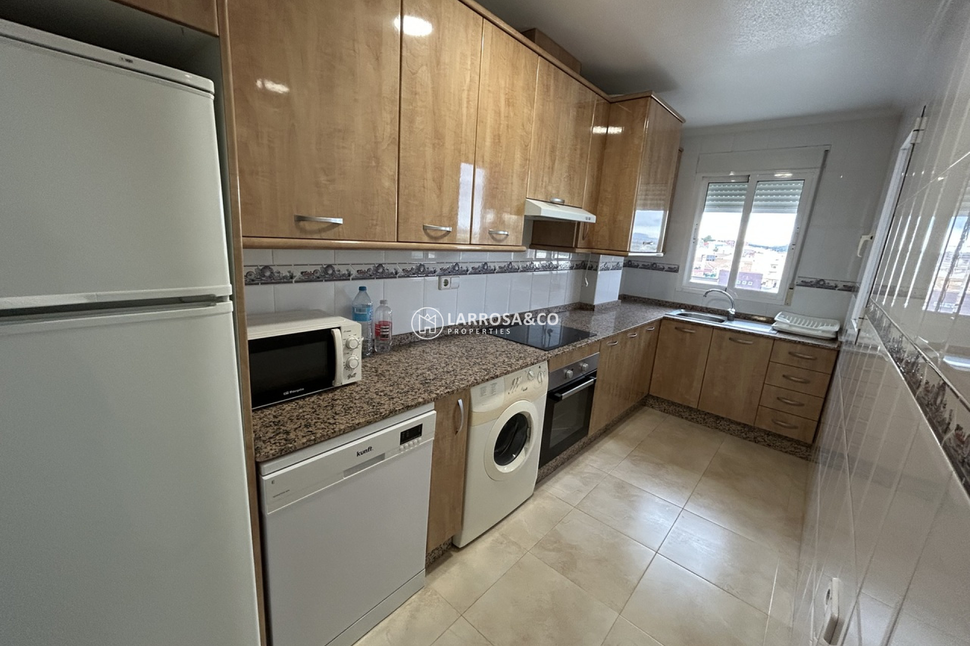 Herverkoop - Apartment - 2778 - Inland