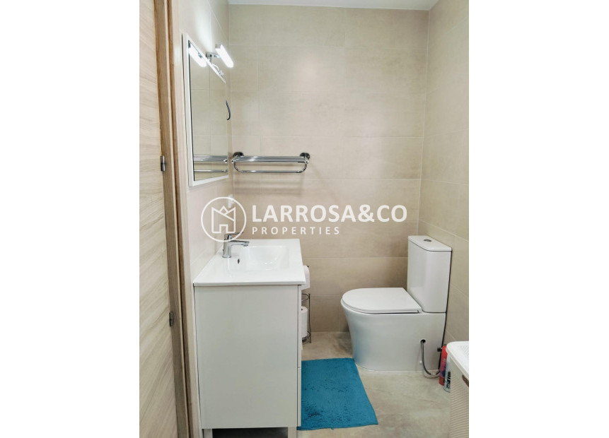 Herverkoop - Apartment - Alicante - Altozano