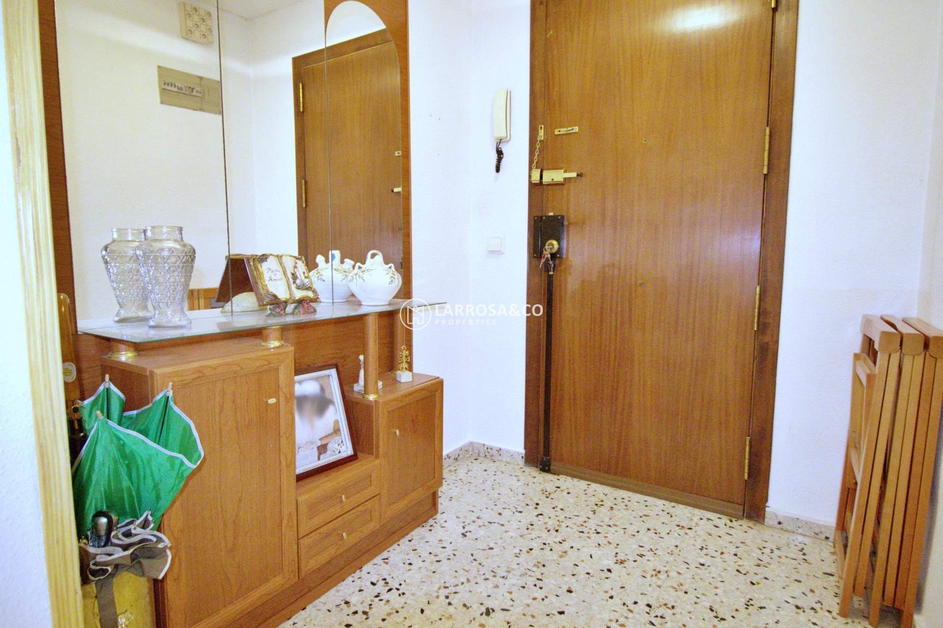 Herverkoop - Apartment - Alicante - Benalua