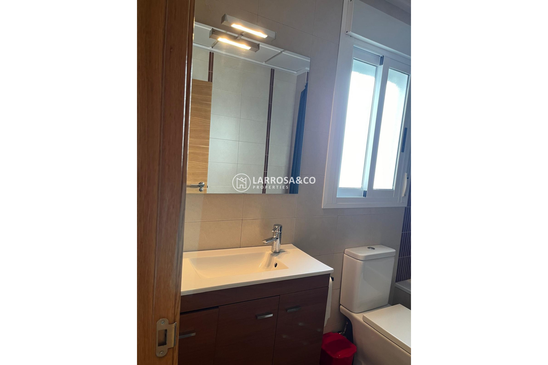 Herverkoop - Apartment - Almoradí