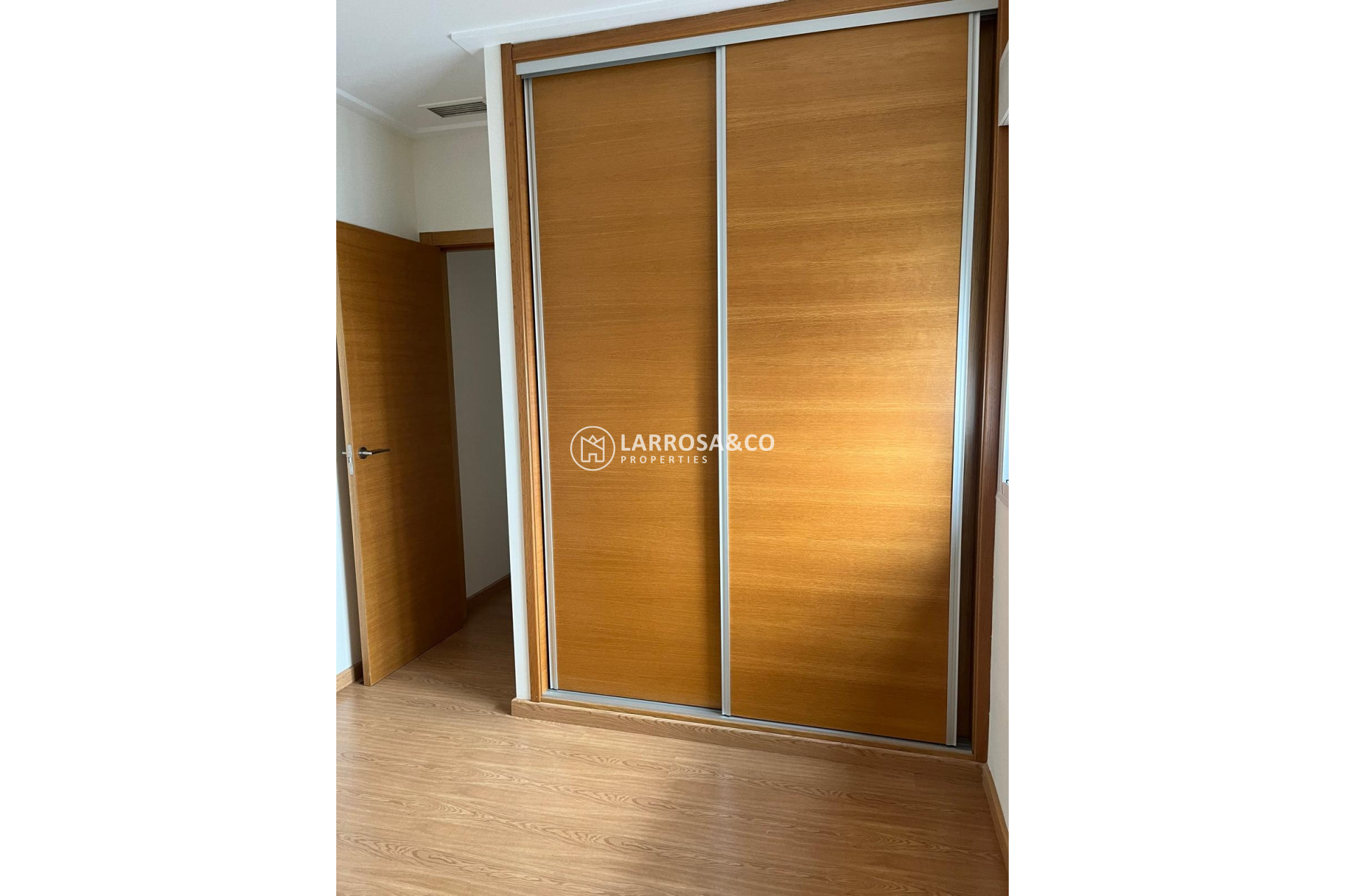 Herverkoop - Apartment - Almoradí