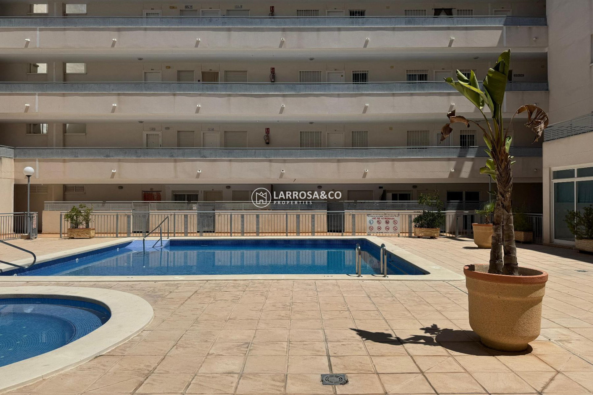 Herverkoop - Apartment - Almoradí