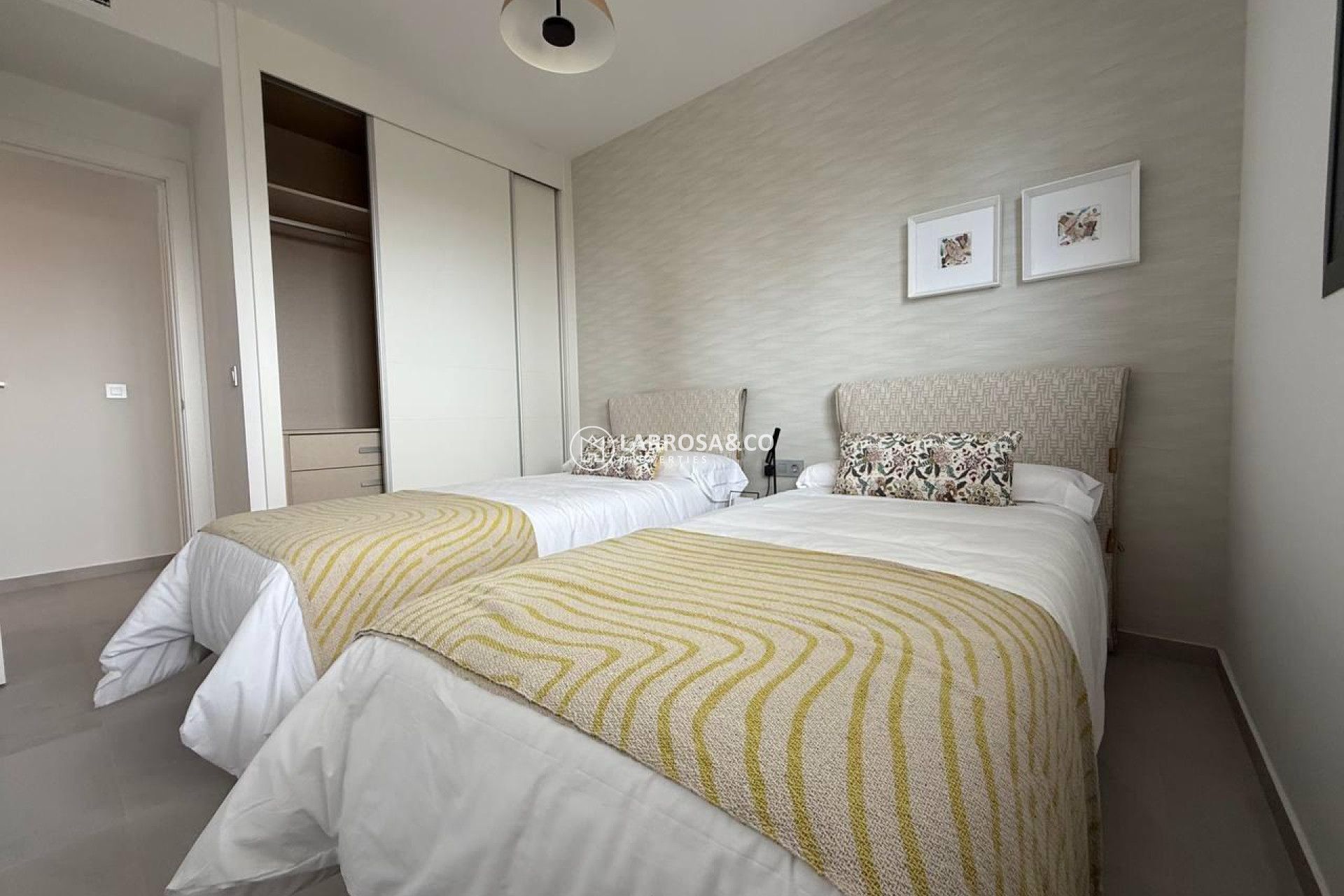 Herverkoop - Apartment - Benidorm - Playa de Poniente