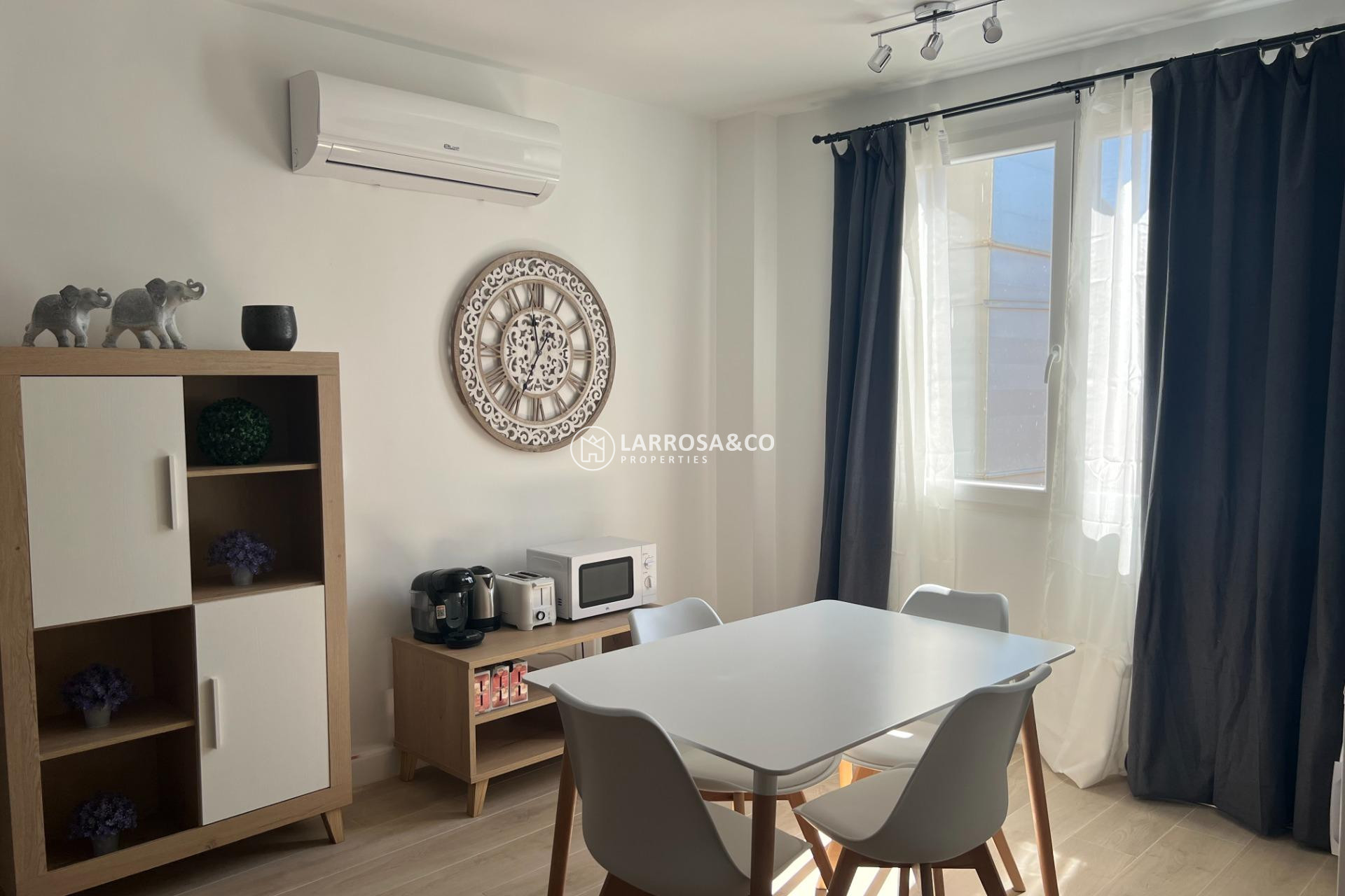 Herverkoop - Apartment - Dolores - CENTRO