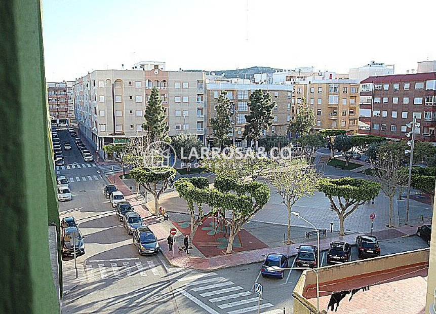 Herverkoop - Apartment - Guardamar del Segura - MERCADONA