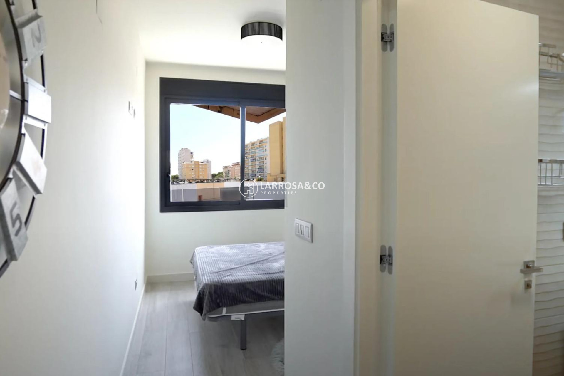 Herverkoop - Apartment - Guardamar del Segura - puerto deportivo