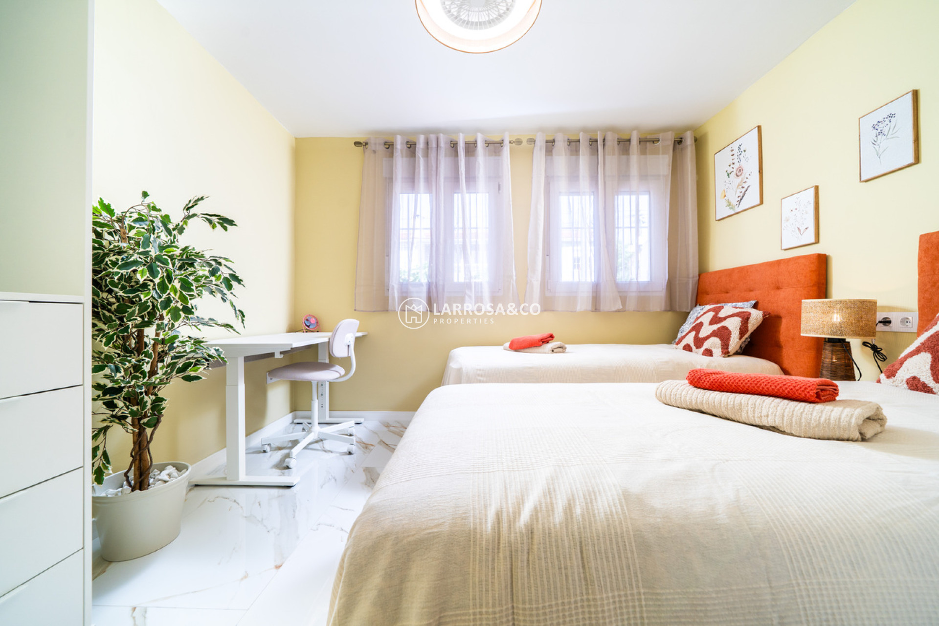 Herverkoop - Apartment - La Veleta - Costa Blanca