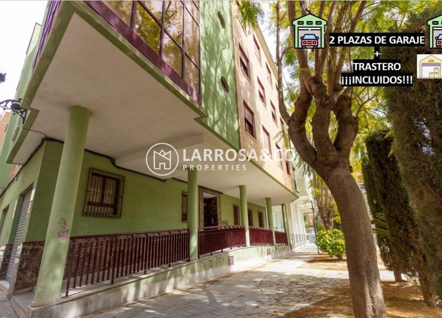 Herverkoop - Apartment - Orihuela - Zona Centro