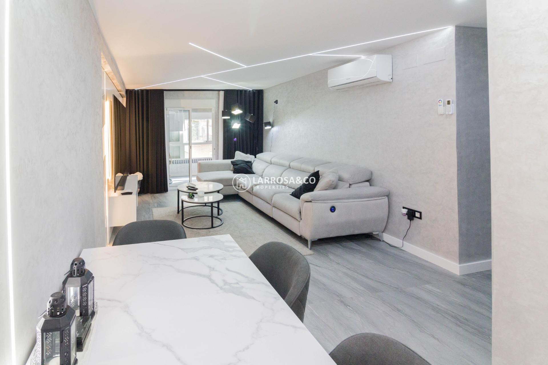 Herverkoop - Apartment - Orihuela - Zona Centro