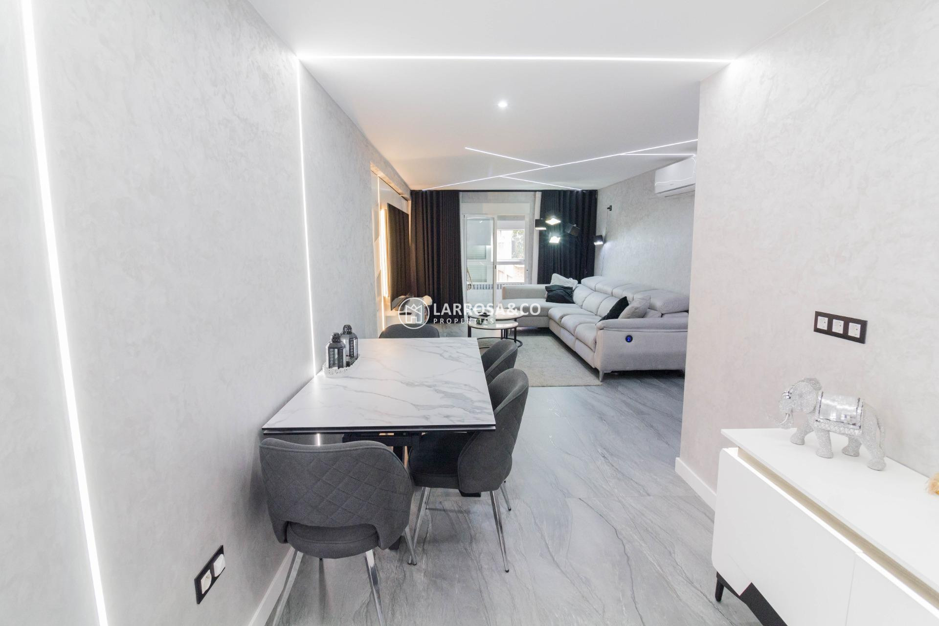 Herverkoop - Apartment - Orihuela - Zona Centro