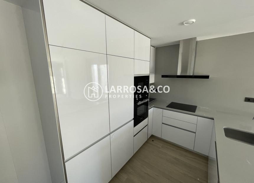 Herverkoop - Apartment - Pilar de la Horadada - Costa Blanca