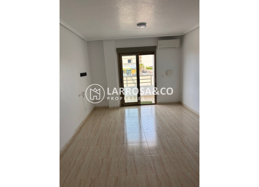 Herverkoop - Apartment - San Miguel de Salinas - Costa Blanca