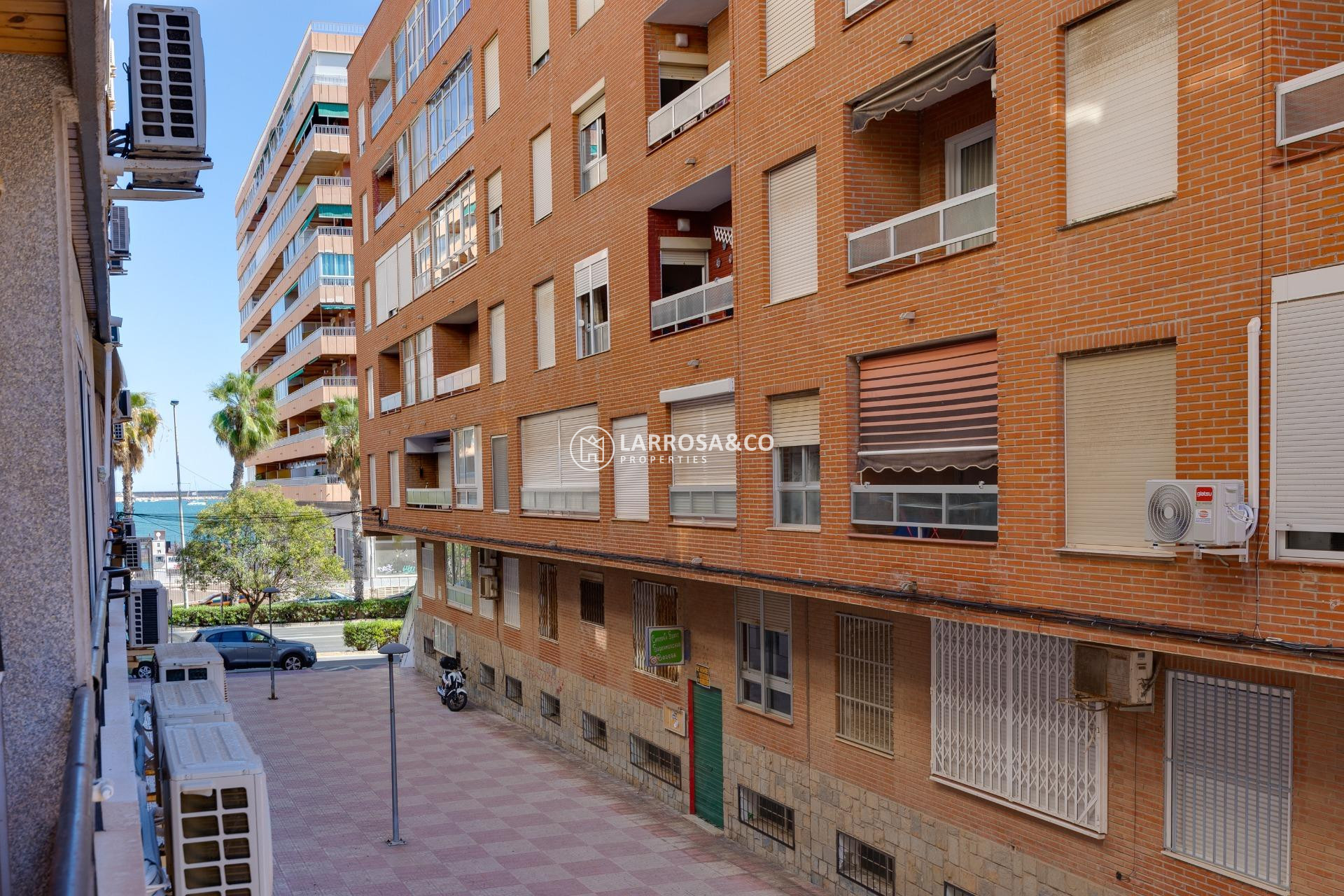 Herverkoop - Apartment - Torrevieja - Acequion