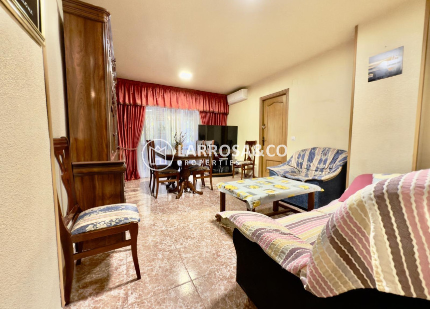 Herverkoop - Apartment - Torrevieja - Acequion
