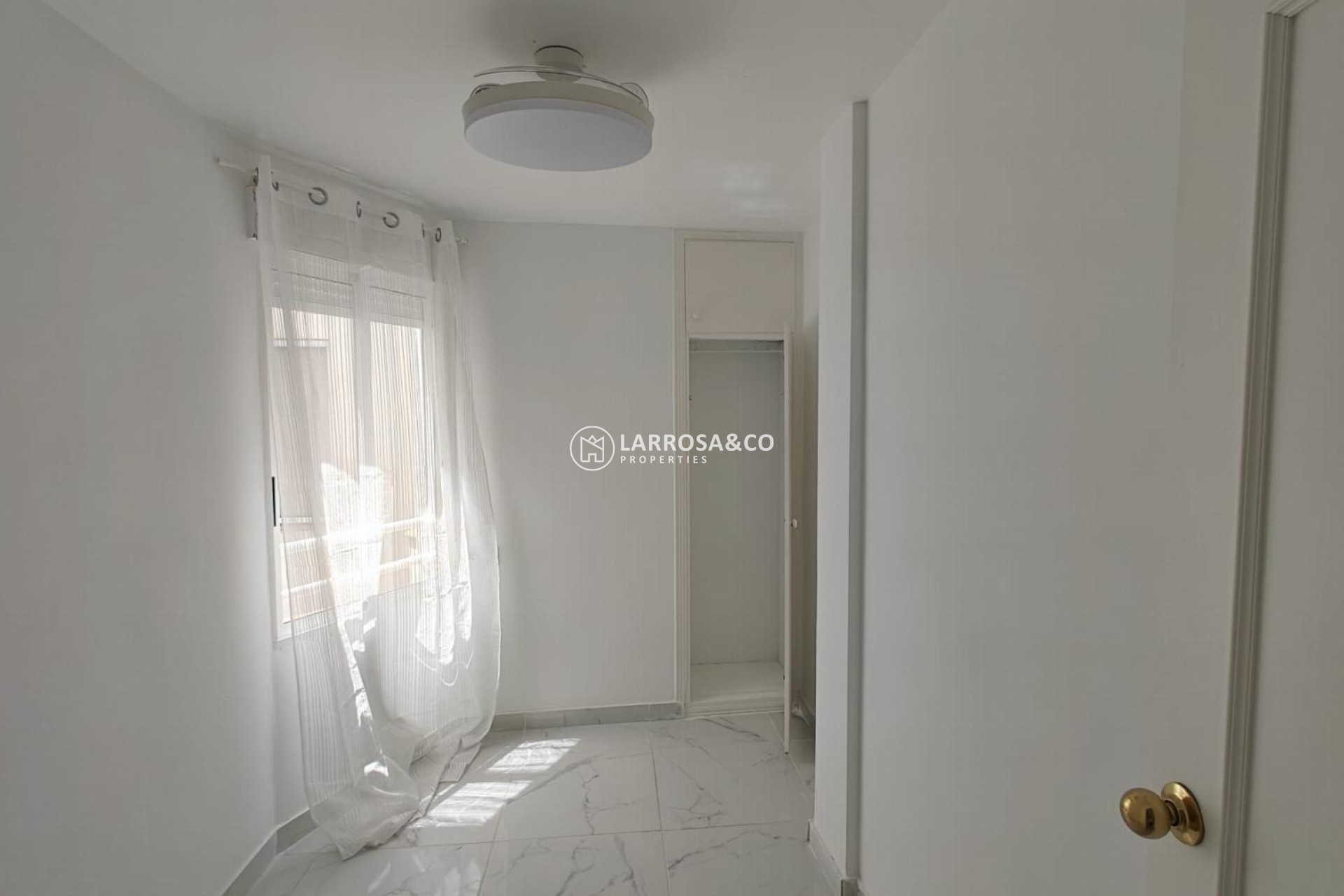 Herverkoop - Apartment - Torrevieja - Acequion