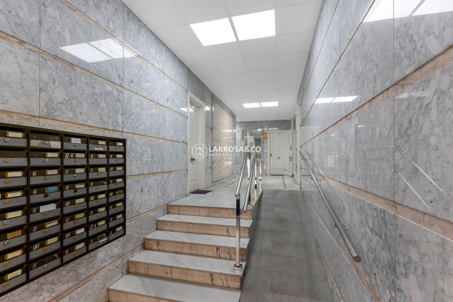 Herverkoop - Apartment - Torrevieja - Centro - Muelle Pesquero