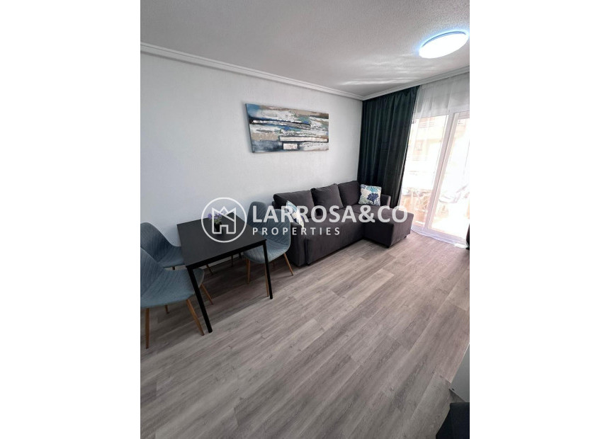 Herverkoop - Apartment - Torrevieja - Centro - Muelle Pesquero