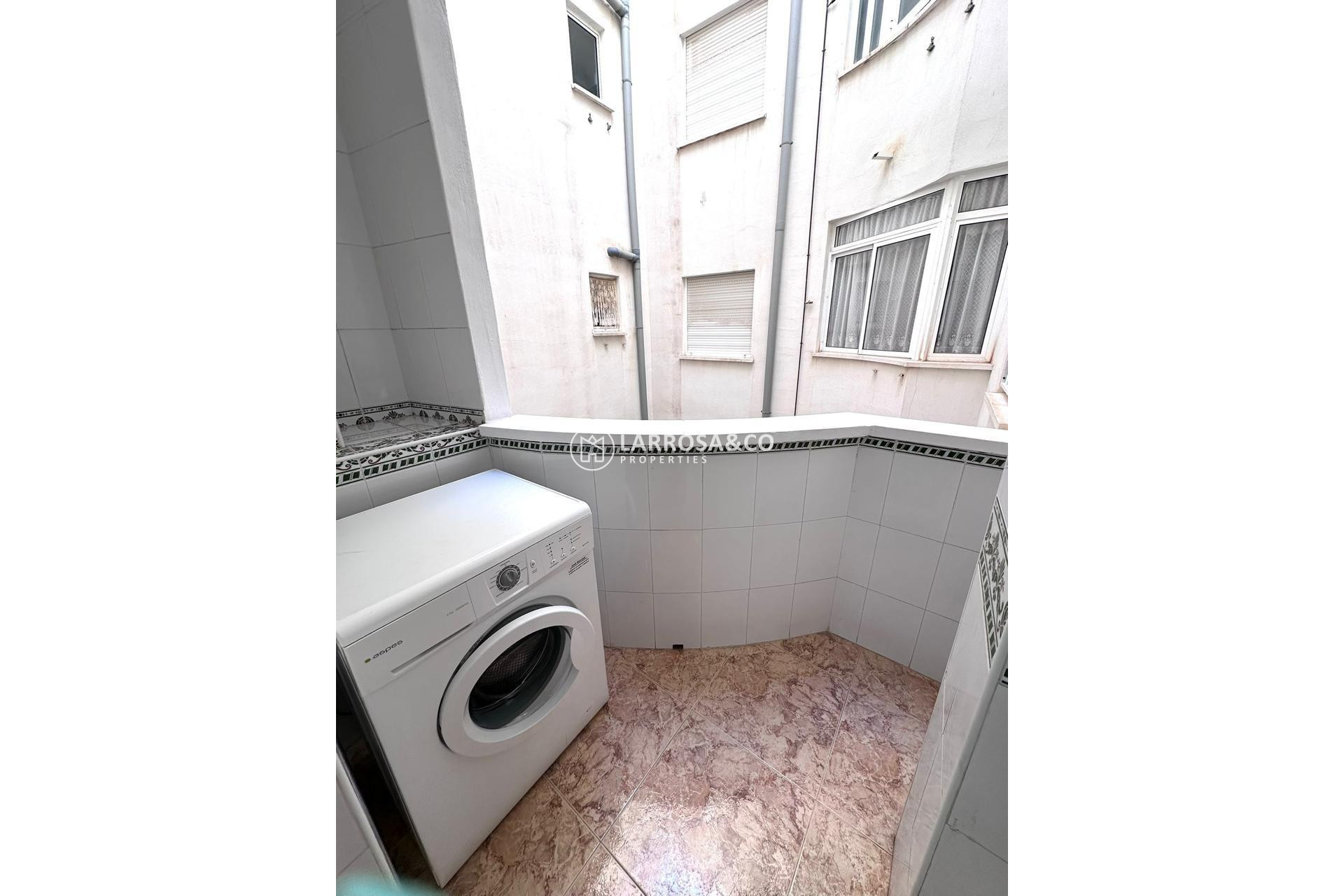 Herverkoop - Apartment - Torrevieja - Centro - Muelle Pesquero