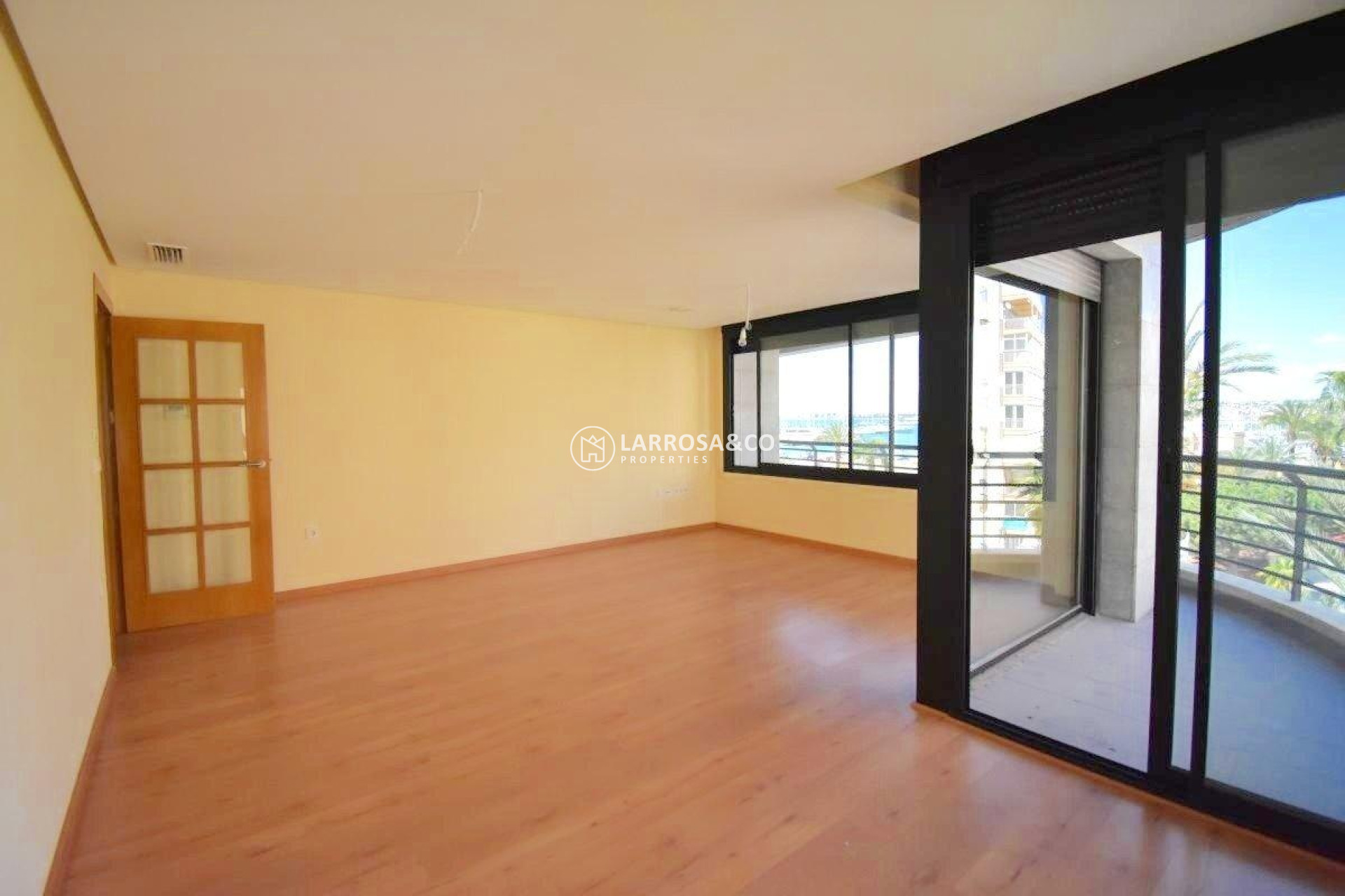 Herverkoop - Apartment - Torrevieja - Centro - Muelle Pesquero