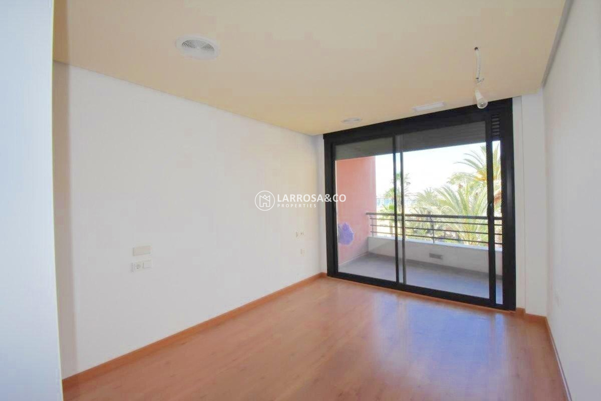 Herverkoop - Apartment - Torrevieja - Centro - Muelle Pesquero