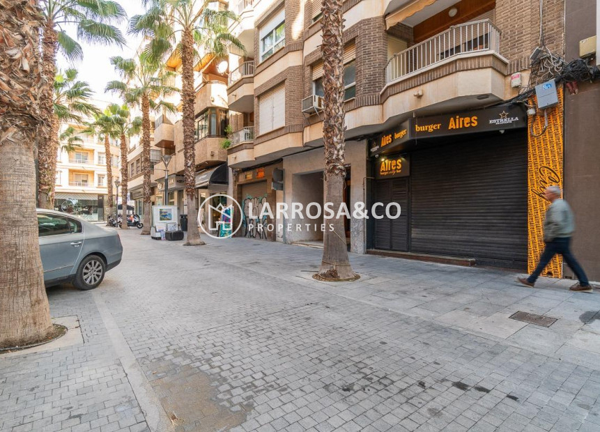 Herverkoop - Apartment - Torrevieja - Centro