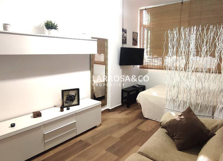 Herverkoop - Apartment - Torrevieja - Centro