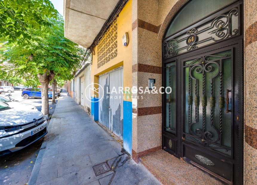 Herverkoop - Apartment - Torrevieja - Centro