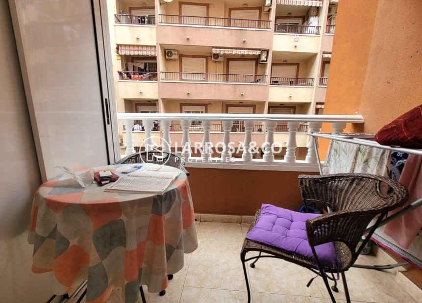 Herverkoop - Apartment - Torrevieja - Centro
