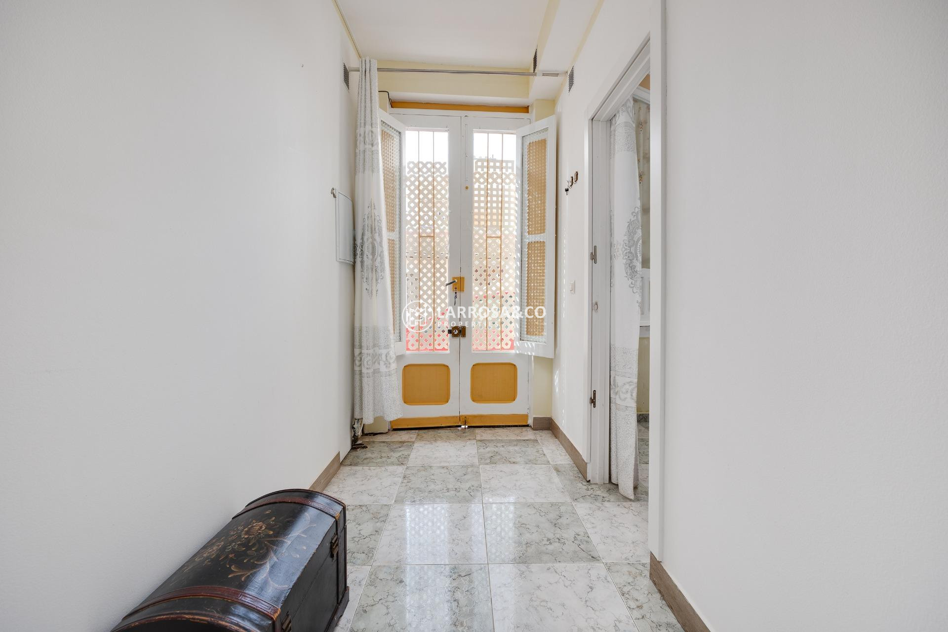 Herverkoop - Apartment - Torrevieja - Centro