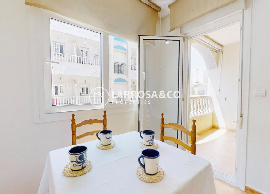 Herverkoop - Apartment - Torrevieja - Centro