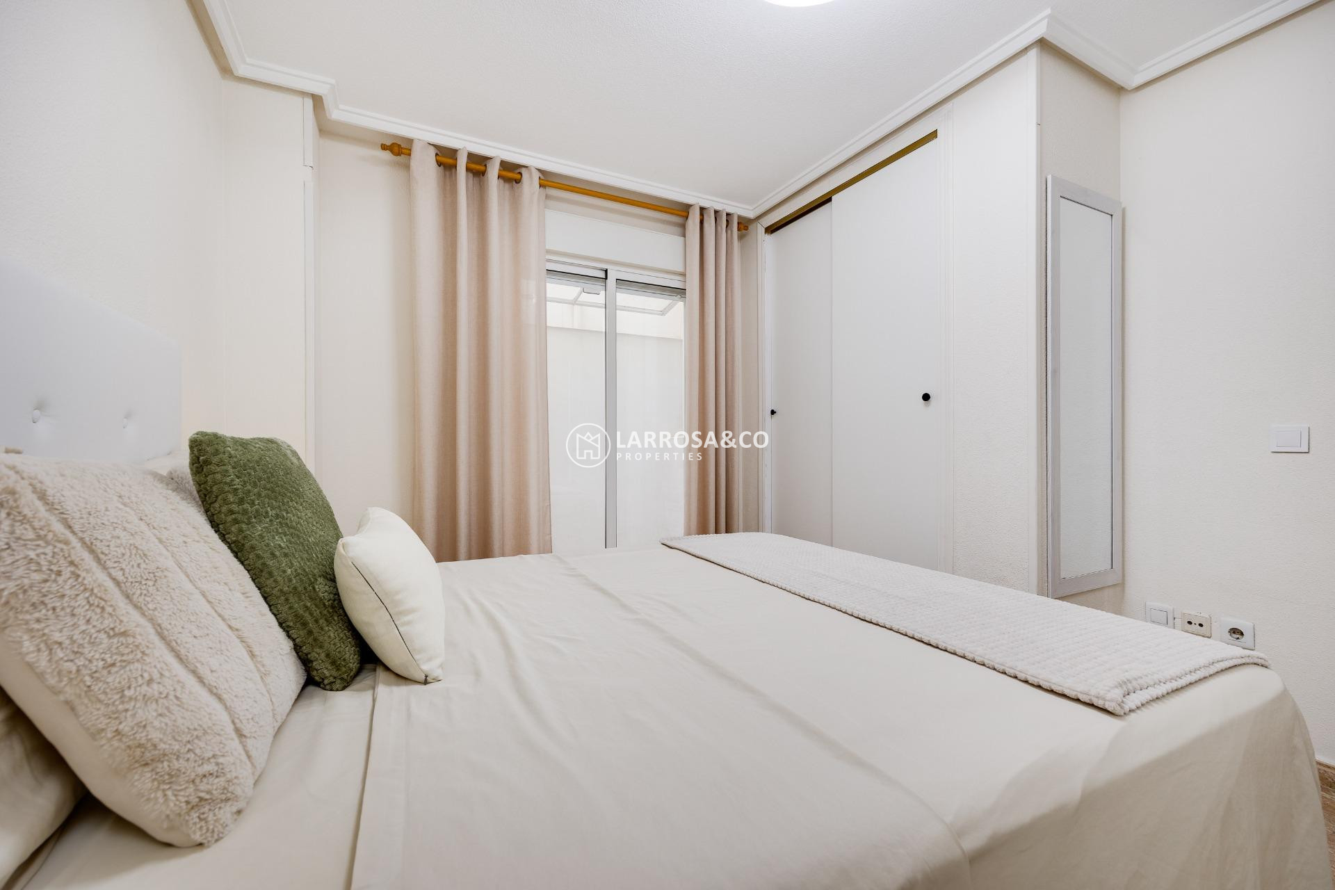 Herverkoop - Apartment - Torrevieja - Centro