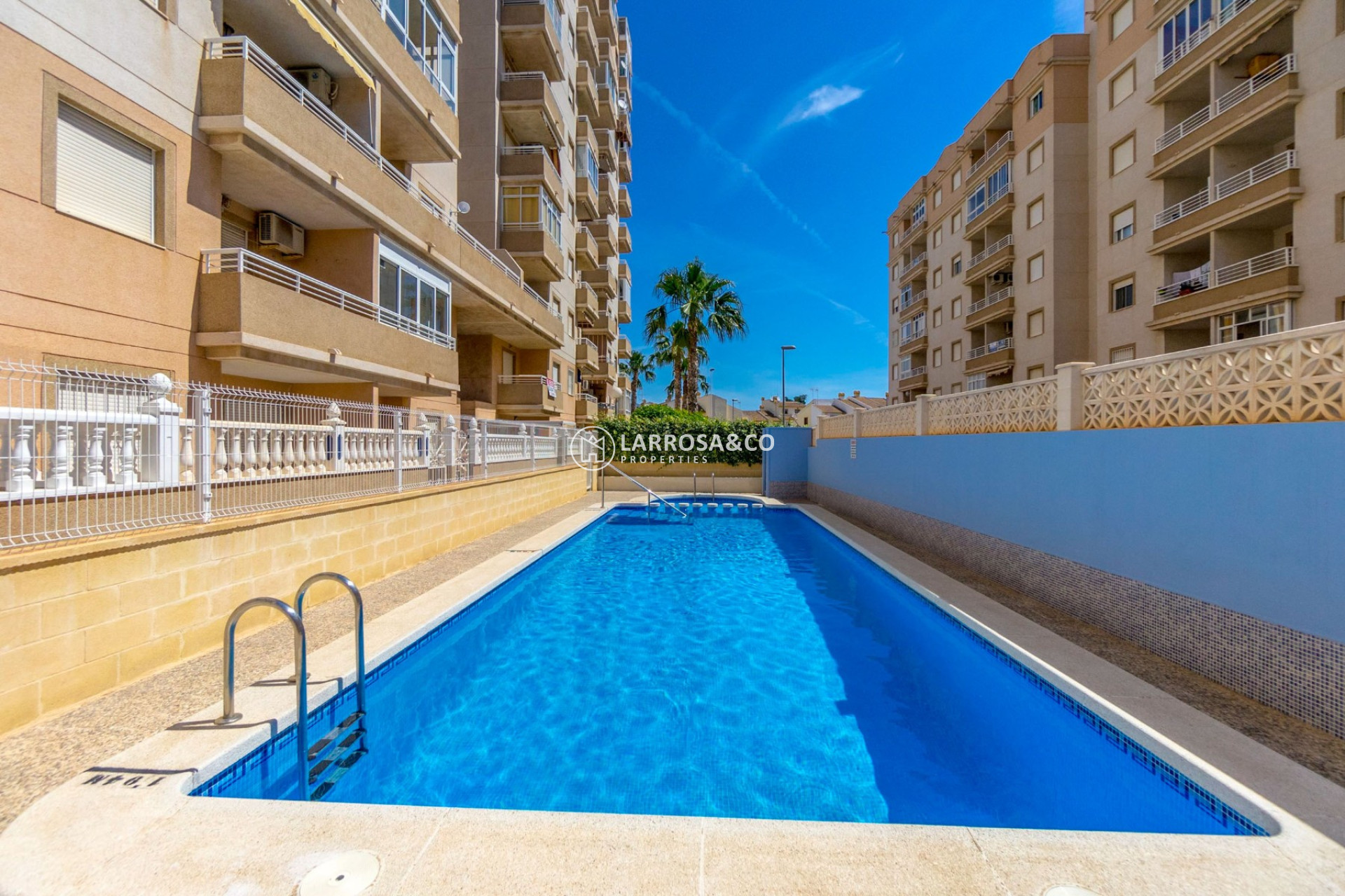 Herverkoop - Apartment - Torrevieja - Centro